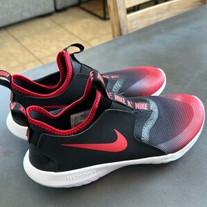 Nike flex runner slip ons